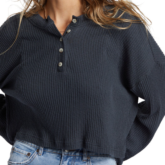 Billabong Women's Good Catch Henley Long Sleeve Top 10
