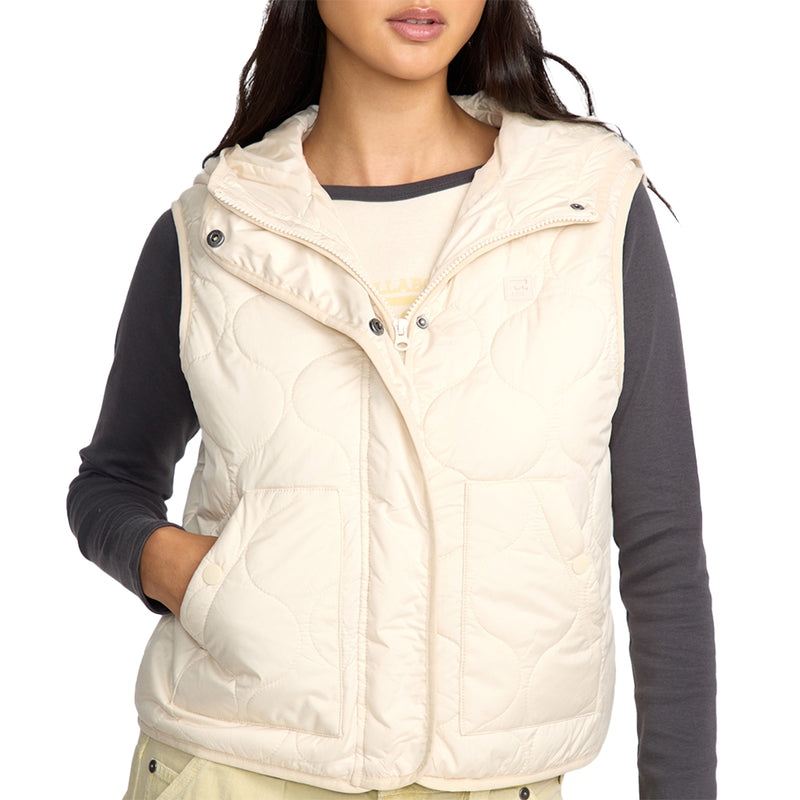 Load image into Gallery viewer, Billabong Women's Cliffs Quilted Vest 1
