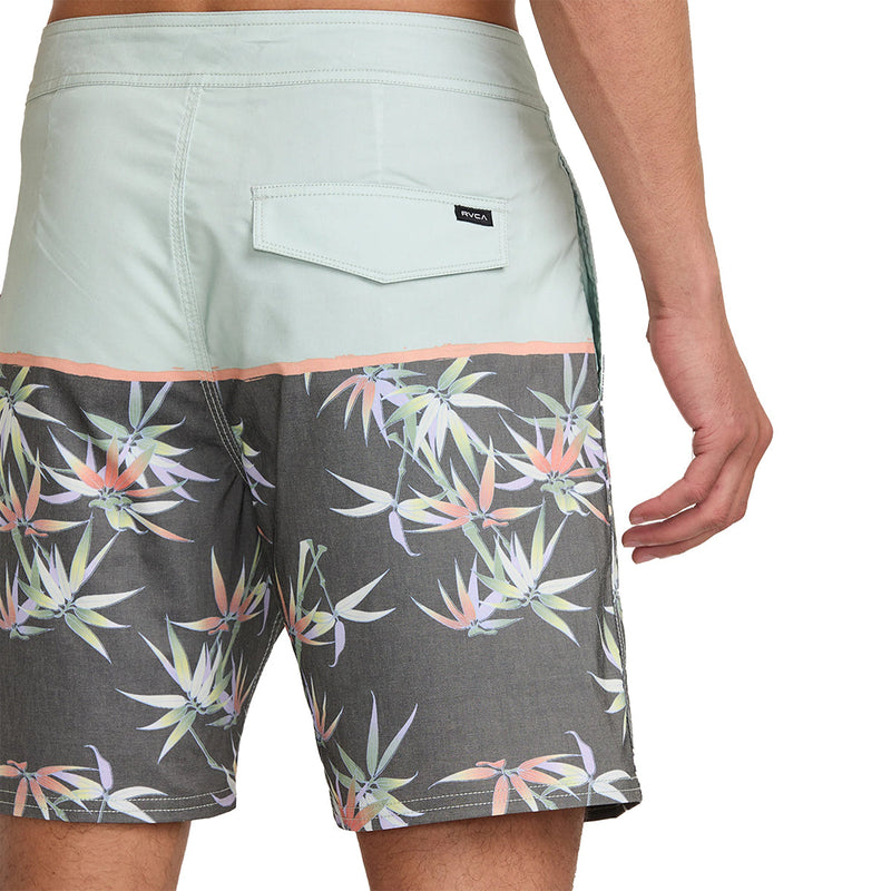Load image into Gallery viewer, RVCA County 18" Boardshorts 8
