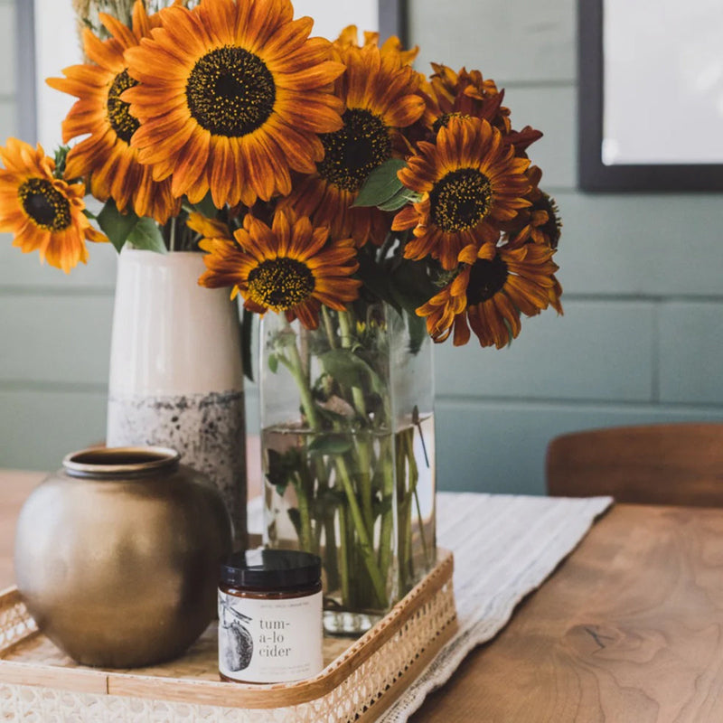 Load image into Gallery viewer, Broken Top Tumalo Cider Soy Candle - 4 oz. 3
