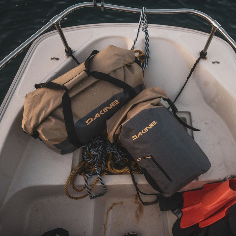 Load image into Gallery viewer, Dakine Cyclone Wet/Dry Roll-Top Duffel Bag - 60L 5
