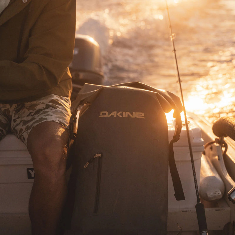 Load image into Gallery viewer, Dakine Cyclone LT Wet/Dry Roll-Top Surf Pack Backpack - 30L • 2024 9
