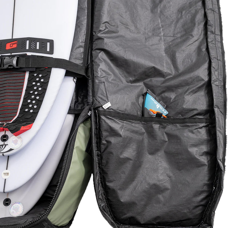 Load image into Gallery viewer, FCS Travel 4 Cover 3-4 Shortboard/Fish Travel Surfboard Bag 7
