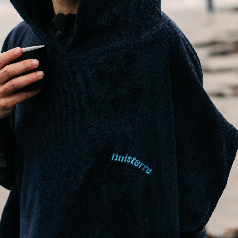 Load image into Gallery viewer, Finisterre Clearwater Robe Hooded Changing Poncho 6
