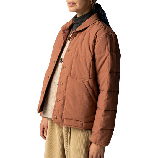Finisterre Women's Lapwing Insulated Snap-Button Jacket 11