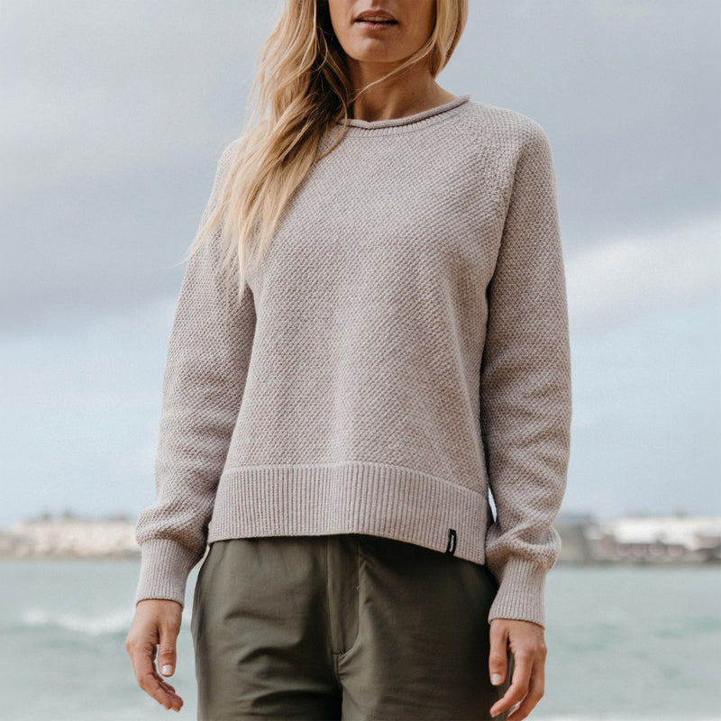 Load image into Gallery viewer, Finisterre Women's Kerrow Stitch Knit Sweater 2

