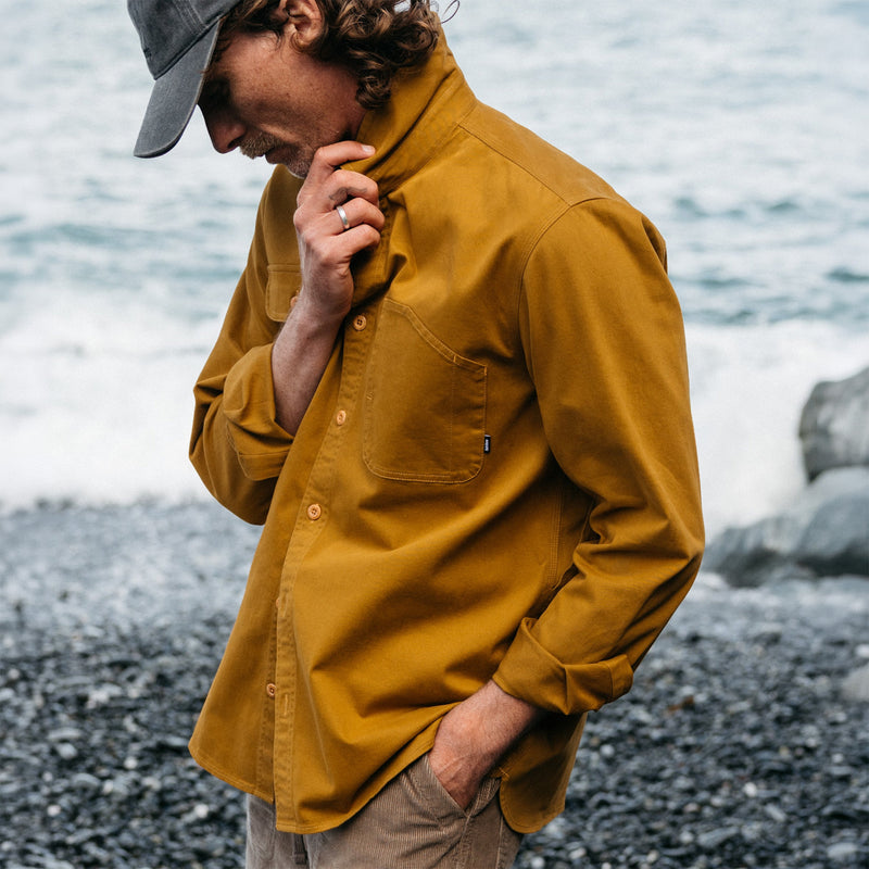 Load image into Gallery viewer, Finisterre Eddystone Long Sleeve Button-Up Shirt 2

