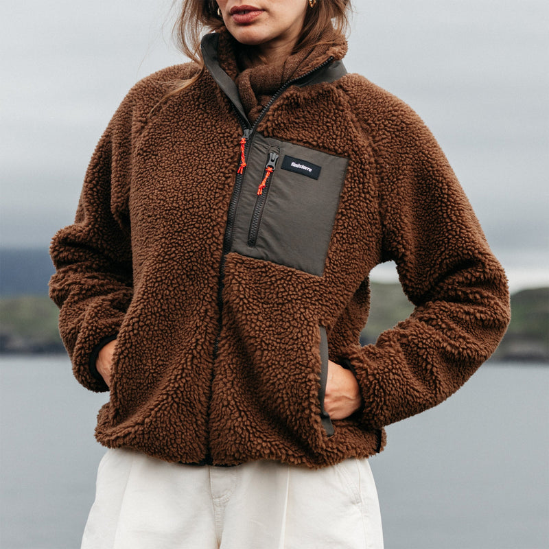 Load image into Gallery viewer, Finisterre Women's Offshore Zip-Up Jacket 2
