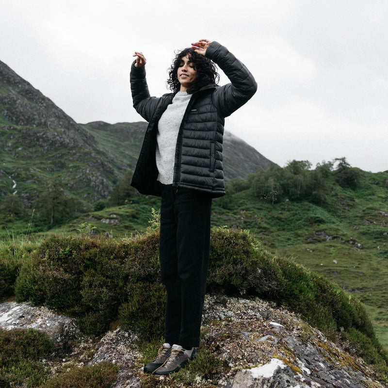 Load image into Gallery viewer, Finisterre Women's Nimbus Hooded Zip Jacket • 2024 6
