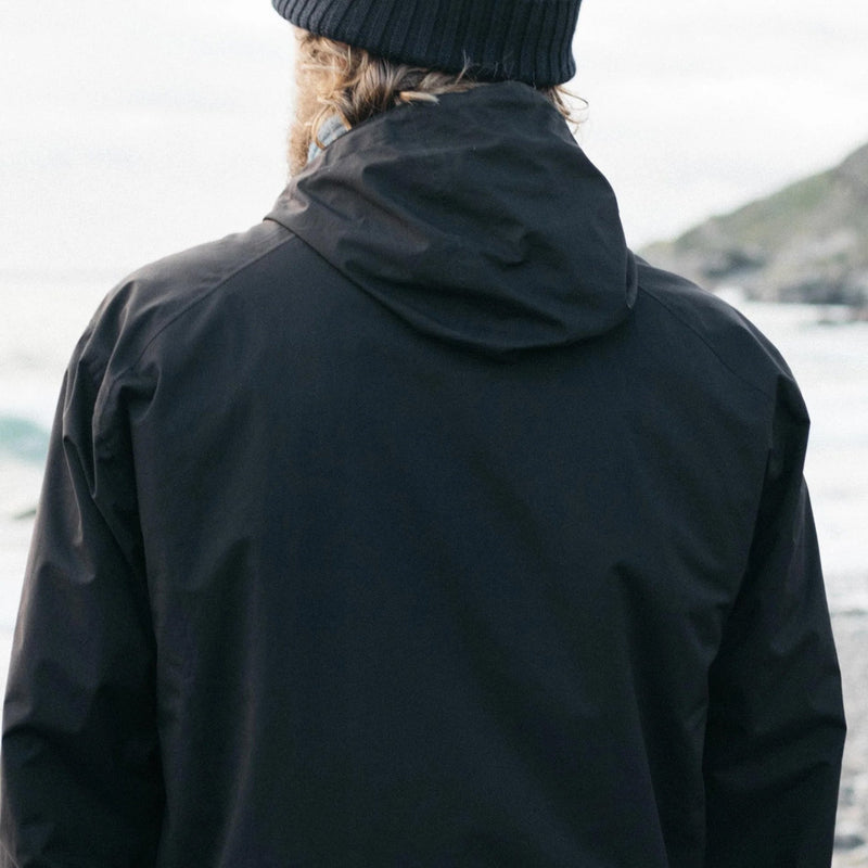 Load image into Gallery viewer, Finisterre Rainbird Waterproof Hooded Zip-Up Jacket 8
