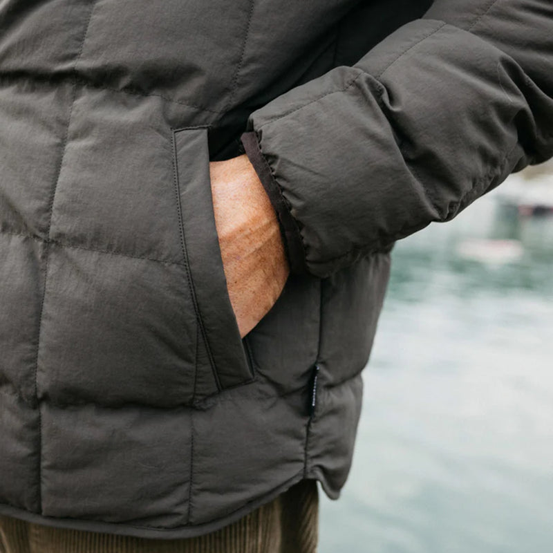 Load image into Gallery viewer, Finisterre Lapwing Long Sleeve Button-Up Shirt 15
