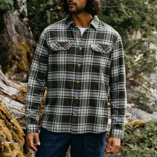 Finisterre Beardsmore Long Sleeve Button-Up Shirt 2
