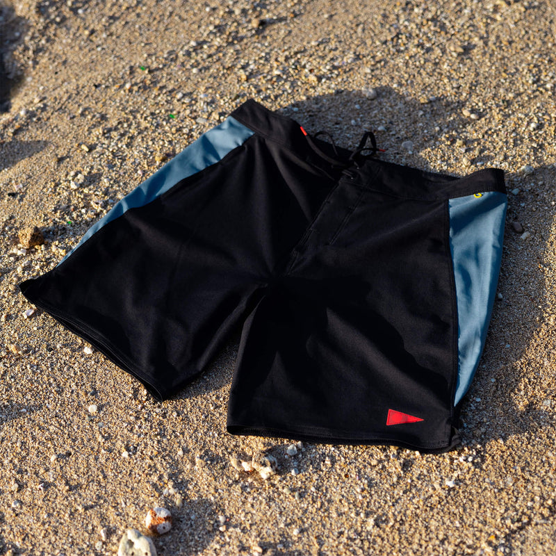 Load image into Gallery viewer, Florence Marine X Standard Issue 18.5" Boardshorts 17
