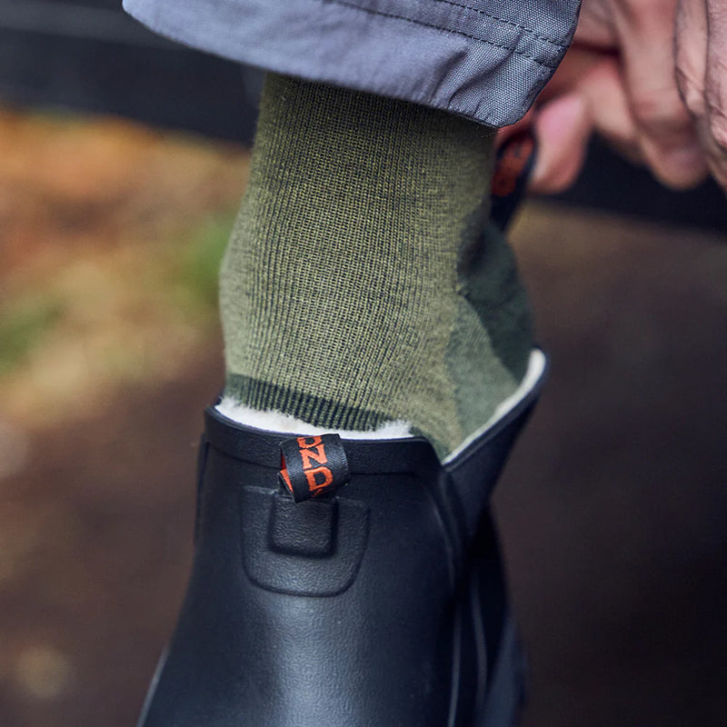 Load image into Gallery viewer, Grundéns Deviation Sherpa Ankle Boots 8
