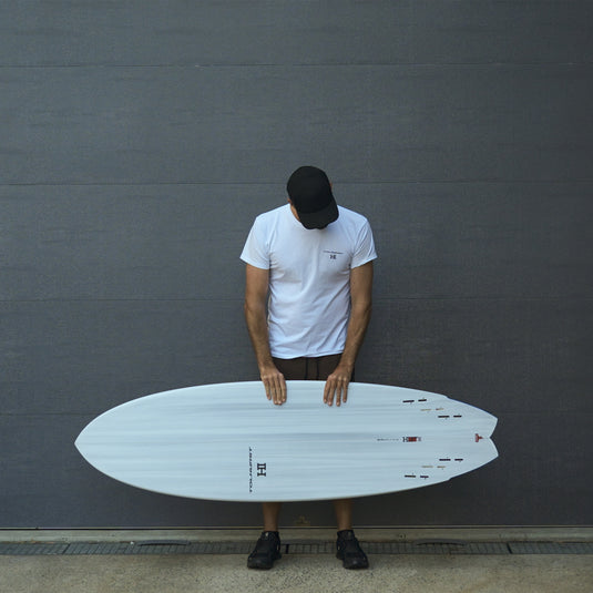 Harley Ingleby Series HIBT 3+3 Thunderbolt Red 7'2 × 21 ½ × 3 Surfboard - White/Blue 8