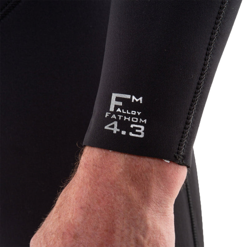 Load image into Gallery viewer, Isurus Fathom 4/3 Hooded Chest-Zip Wetsuit 7
