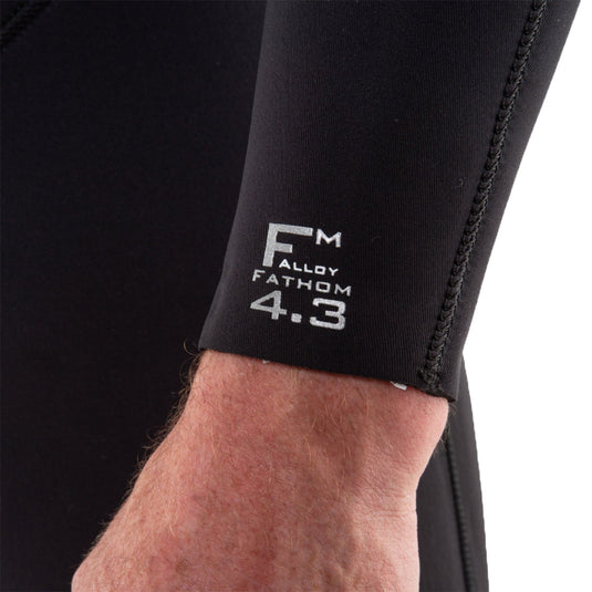 Isurus Fathom 4/3 Hooded Chest-Zip Wetsuit 7