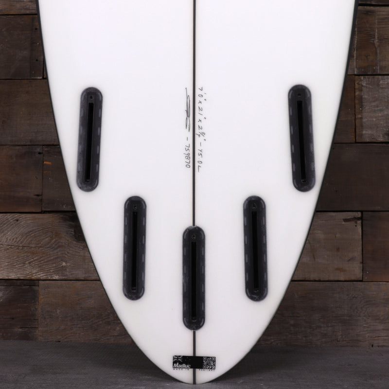 Load image into Gallery viewer, JS Industries El Barón PE Carbon Fusion 7'0 × 21 × 2 ¾ Surfboard 3
