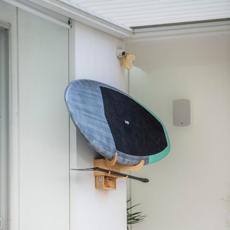 Load image into Gallery viewer, Liss The Solo Rack Surfboard Wall Mount 4
