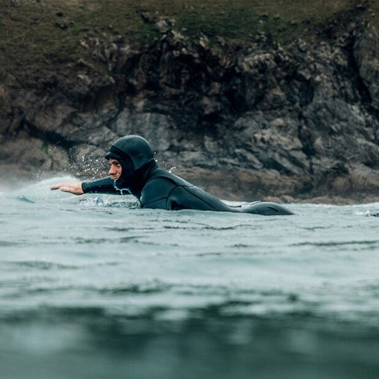 Manera Seafarer 4/3 Hooded Chest-Zip Wetsuit 11