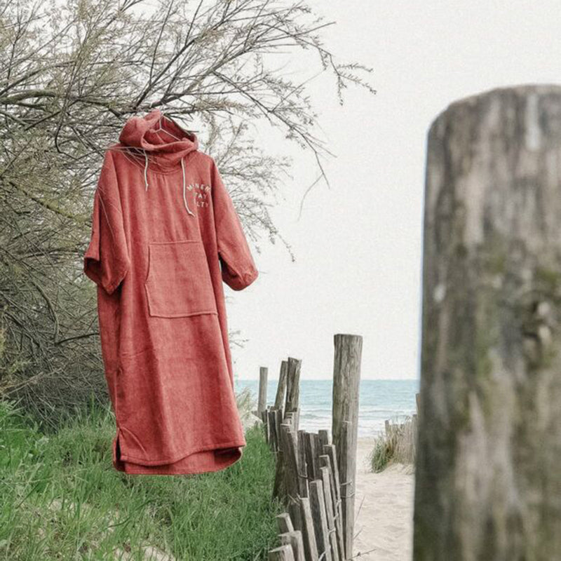 Load image into Gallery viewer, Manera Bamboo Summer Hooded Changing Poncho 8
