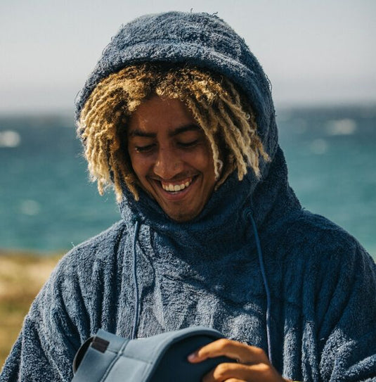 Manera Bamboo Winter Hooded Changing Poncho 11