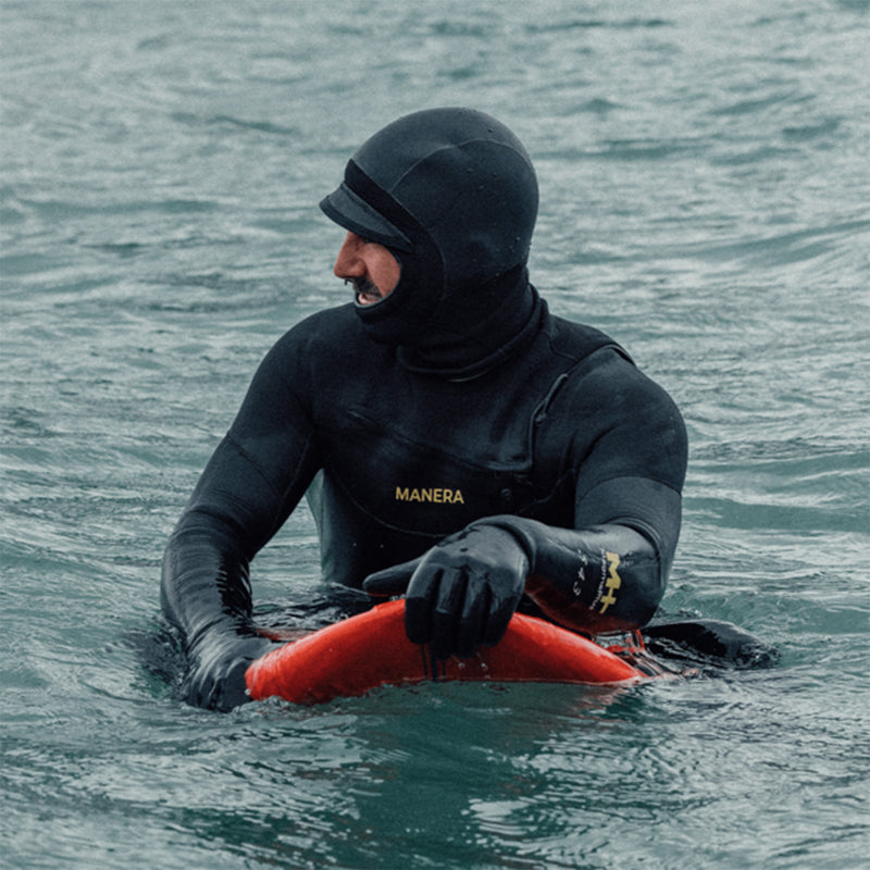 Load image into Gallery viewer, Manera Magma Meteor 4/3 Chest-Zip Wetsuit • 2023 18
