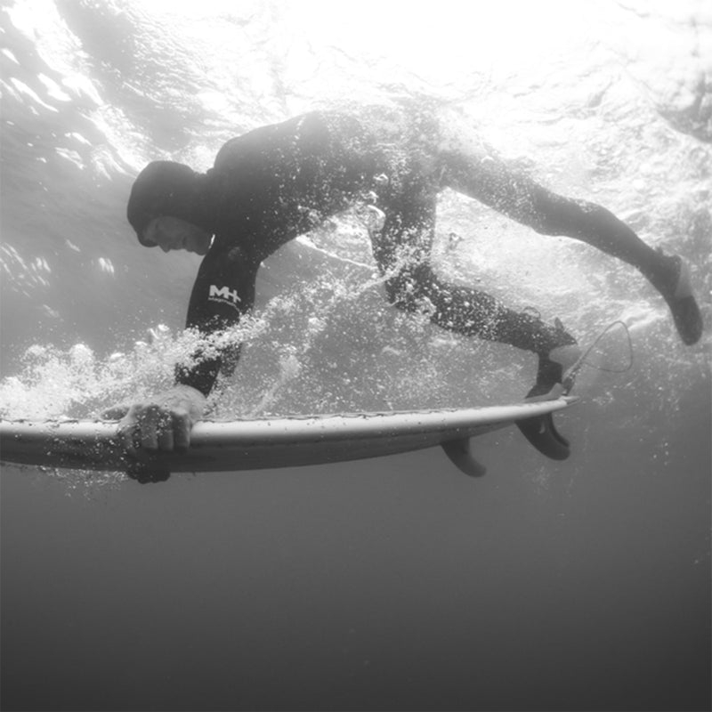 Load image into Gallery viewer, Manera Magma Steamer 5/4/3 Chest-Zip Wetsuit • 2024 23
