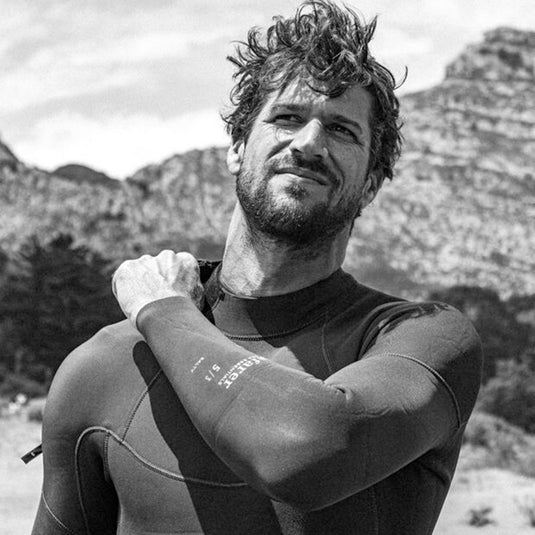 Manera Seafarer 5/3 Back-Zip Wetsuit 20