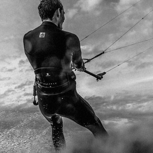 Manera Seafarer 3/2 Chest-Zip Wetsuit • 2024 13