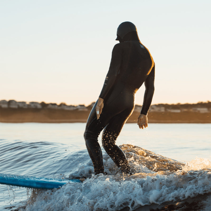 Load image into Gallery viewer, Manera Women's Magma Meteor 5/4/3 Hooded Chest-Zip Wetsuit 21
