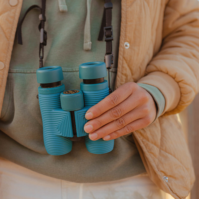 Load image into Gallery viewer, Nocs Provisions Field Issue 8×32 Waterproof Binoculars 20
