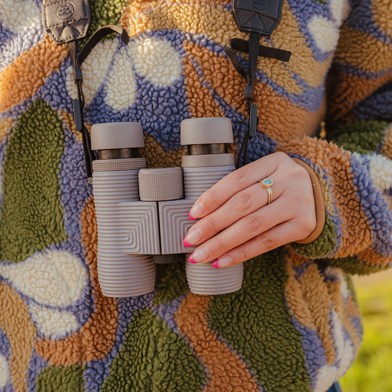 Load image into Gallery viewer, Nocs Provisions Field Issue 8×32 Waterproof Binoculars - Deep Slate 8
