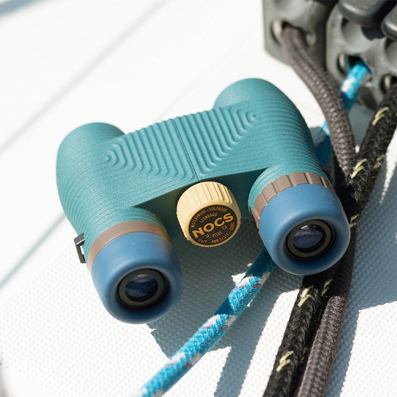 Load image into Gallery viewer, Nocs Provisions Standard Issue 10×25 Binoculars 22
