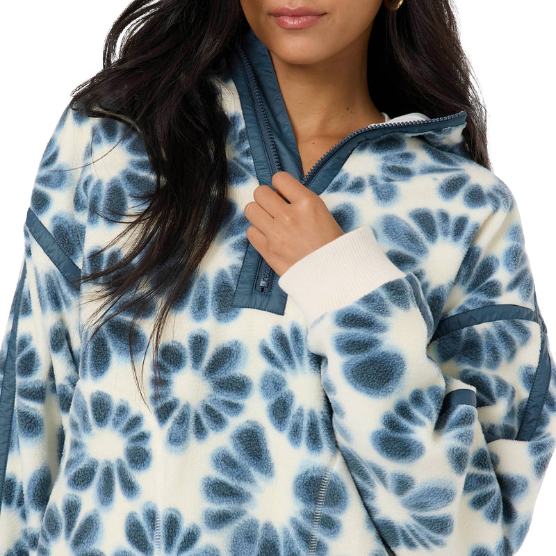 Load image into Gallery viewer, O'Neill Women's TRVLR Margot Superfleece Hooded Half-Zip Jacket 6
