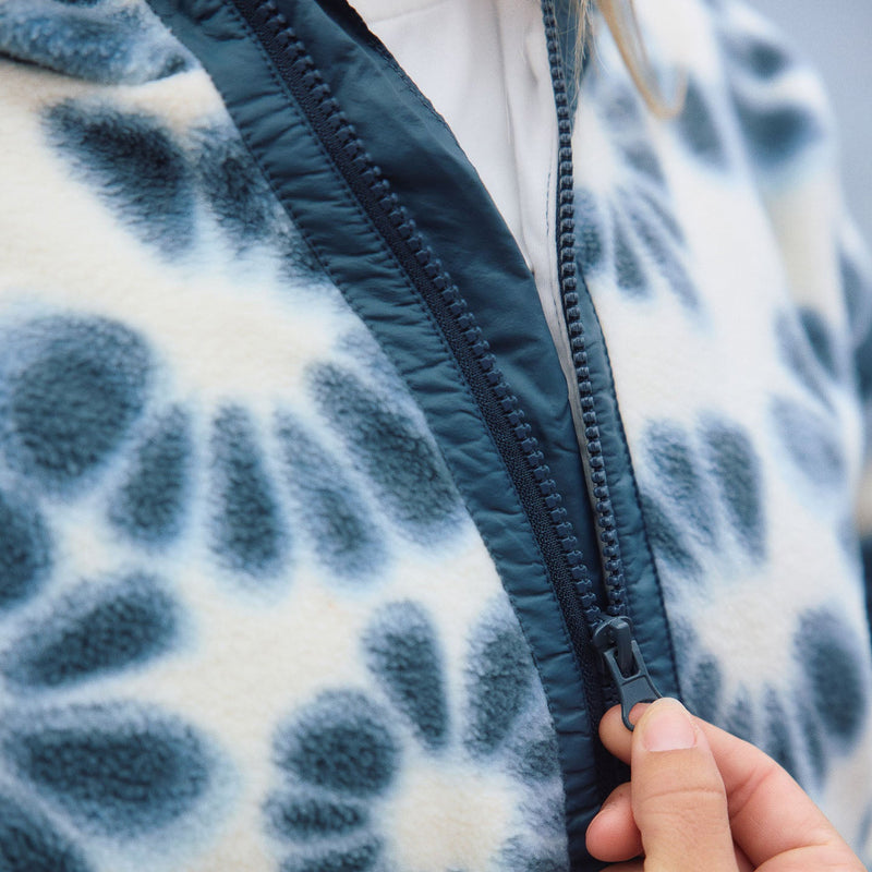 Load image into Gallery viewer, O'Neill Women's TRVLR Margot Superfleece Hooded Half-Zip Jacket 9
