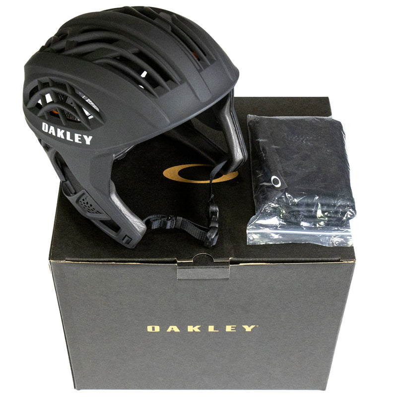 Load image into Gallery viewer, Oakley WTR ICON Surf Helmet 24
