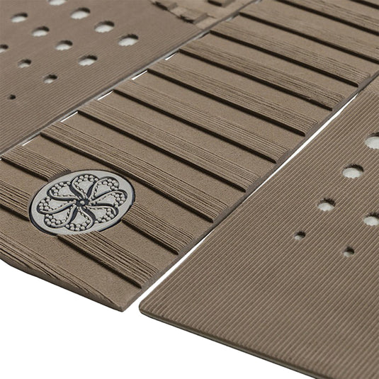 Octopus Dion Agius IV 3-Piece Traction Pad 8