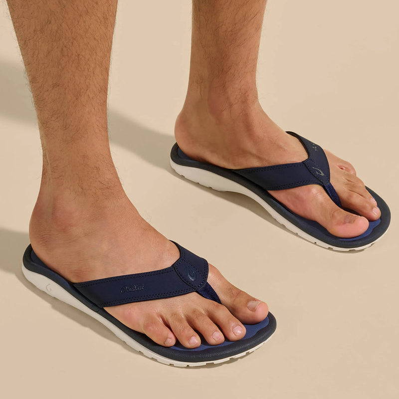 Load image into Gallery viewer, OluKai 'Ohana Sandals 12
