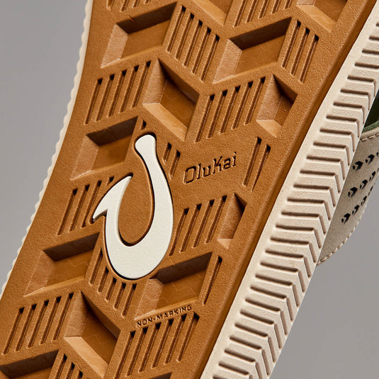 OluKai Ulele Sandals 15