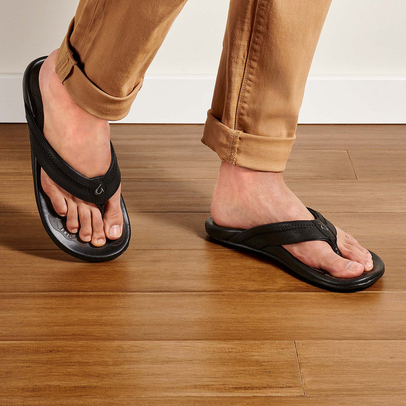 Load image into Gallery viewer, OluKai Hiapo Sandals 5
