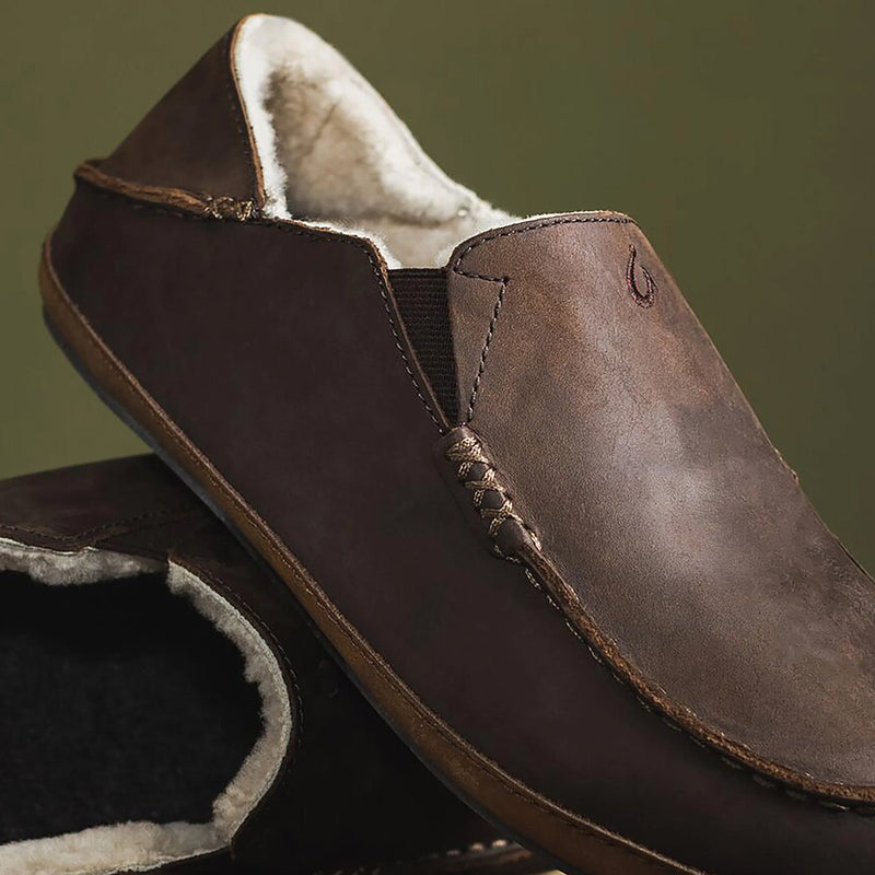 Load image into Gallery viewer, OluKai Moloā Slippers 21
