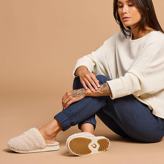 OluKai Women's Pūpū Mua Mule Slippers 7