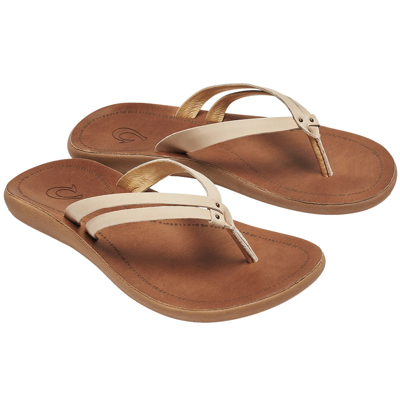 Load image into Gallery viewer, OluKai Women's Kāpehe Luana Leather Beach Sandals 3
