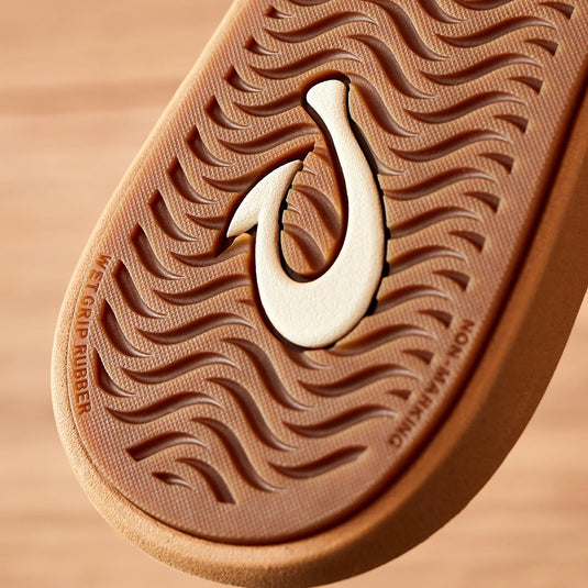 OluKai Women's Kāpehe Luana Leather Beach Sandals 9