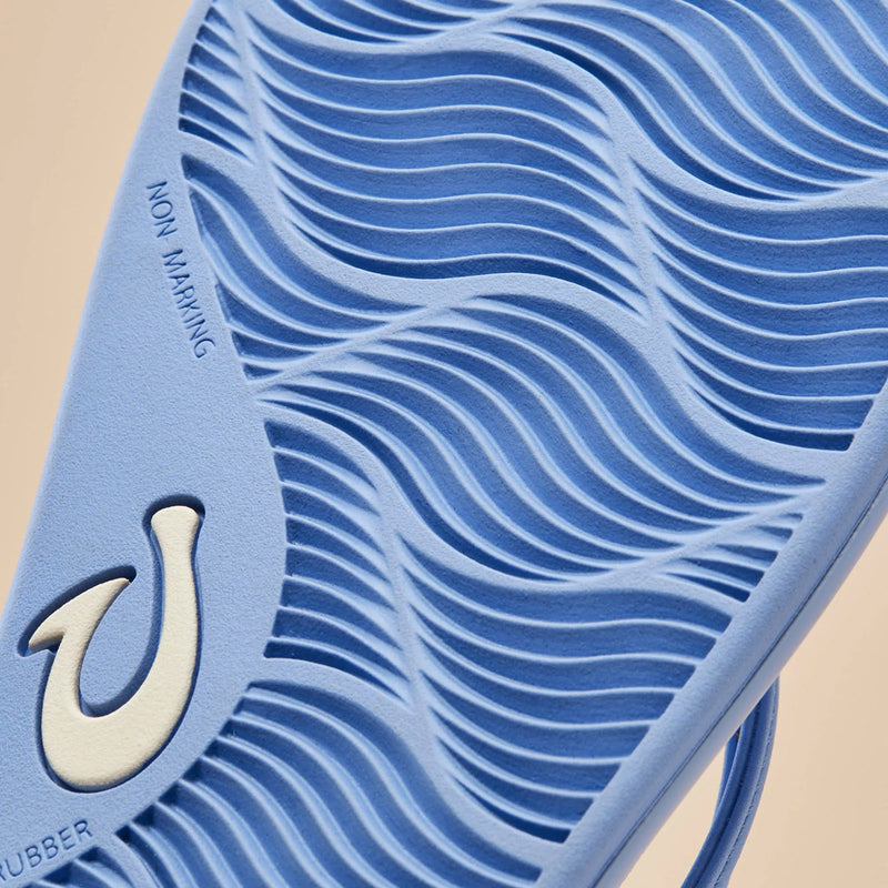 Load image into Gallery viewer, OluKai Women's 'Aka Colorful Beach Sandals 6

