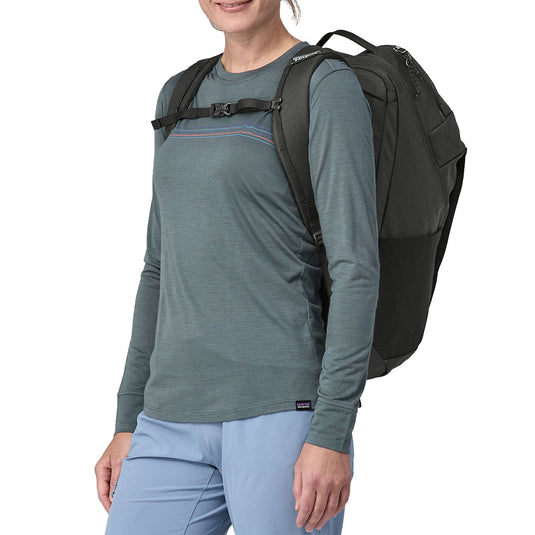 Patagonia Black Hole Backpack - 32L • 2025 8