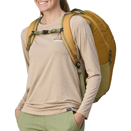 Patagonia Black Hole Backpack - 32L - Pufferfish Gold 3