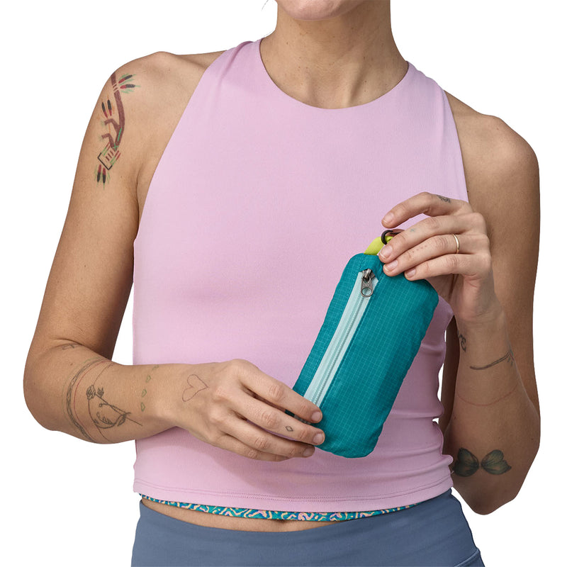 Load image into Gallery viewer, Patagonia Ultralight Black Hole Mini Hip Pack - 1L - Subtidal Blue 4
