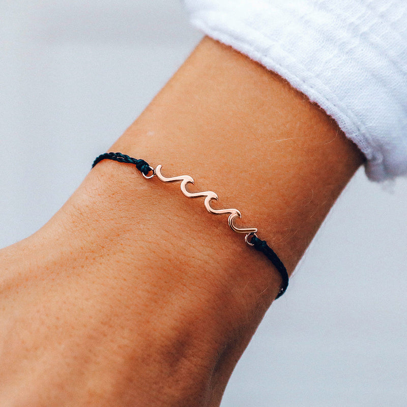 Load image into Gallery viewer, Pura Vida Women's Rose Gold Delicate Wave Bracelet 2
